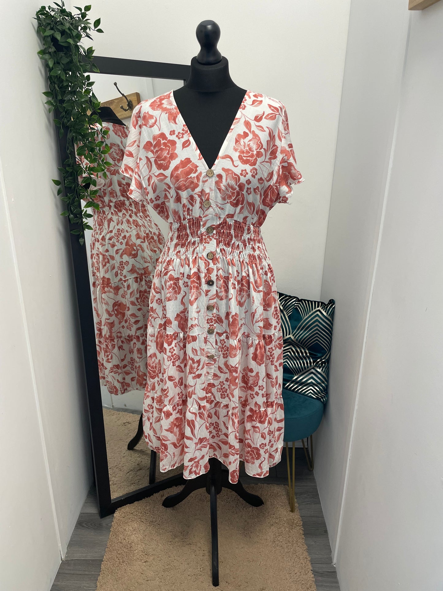 V-Neck Midi Dresses