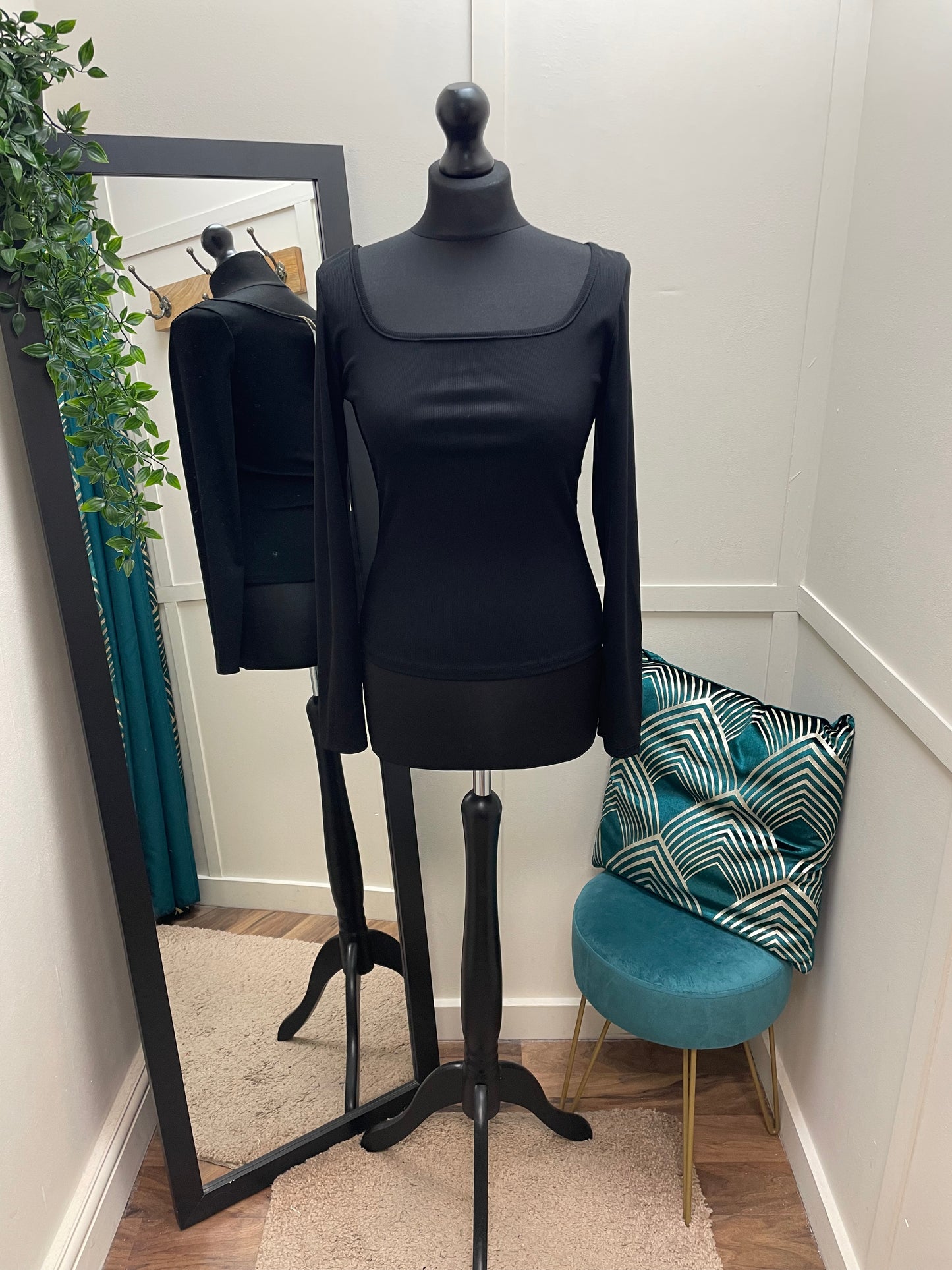 Square Neck Ribbed Tops