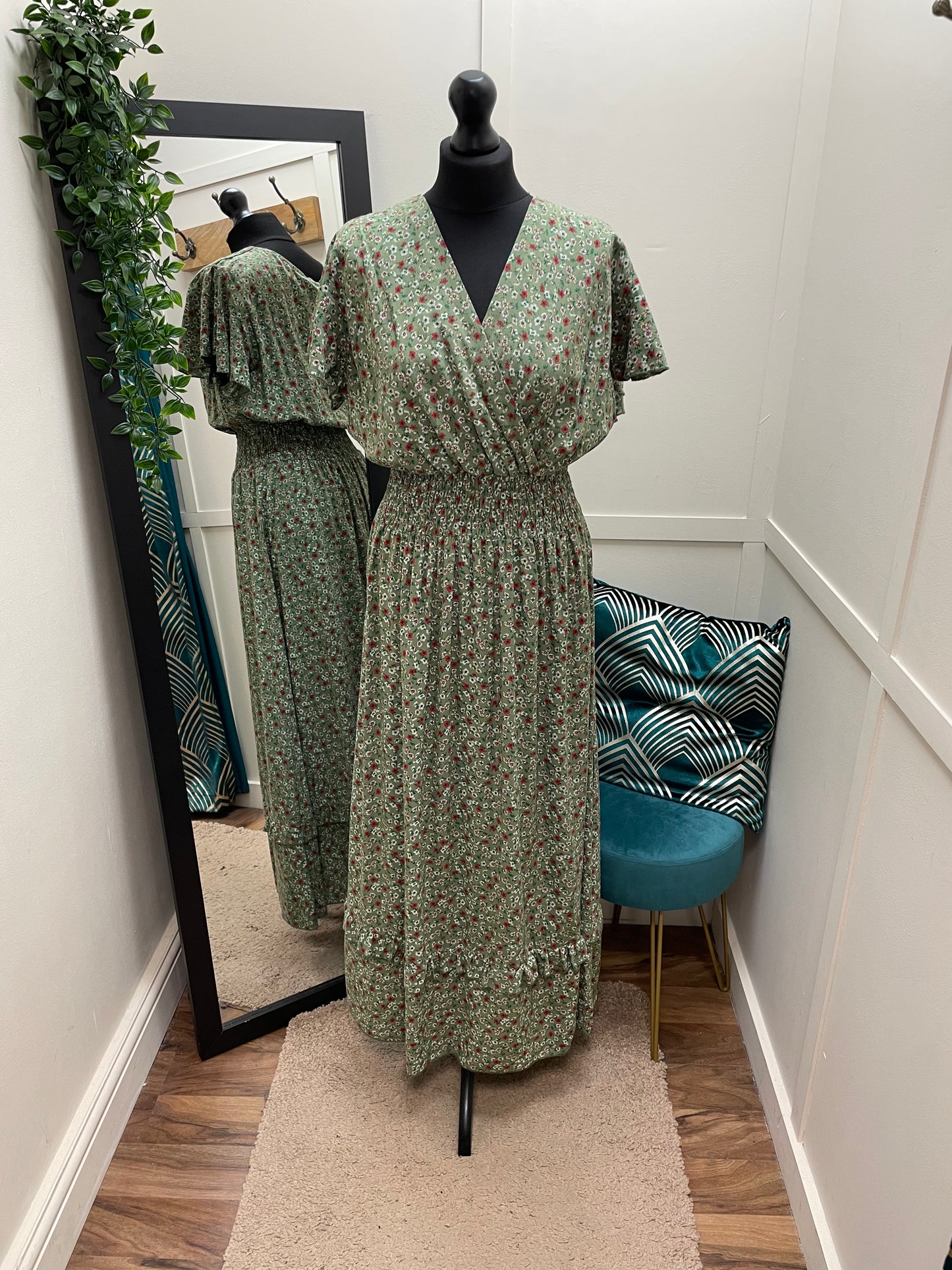 Cross Over Elasticated Floral Dresses