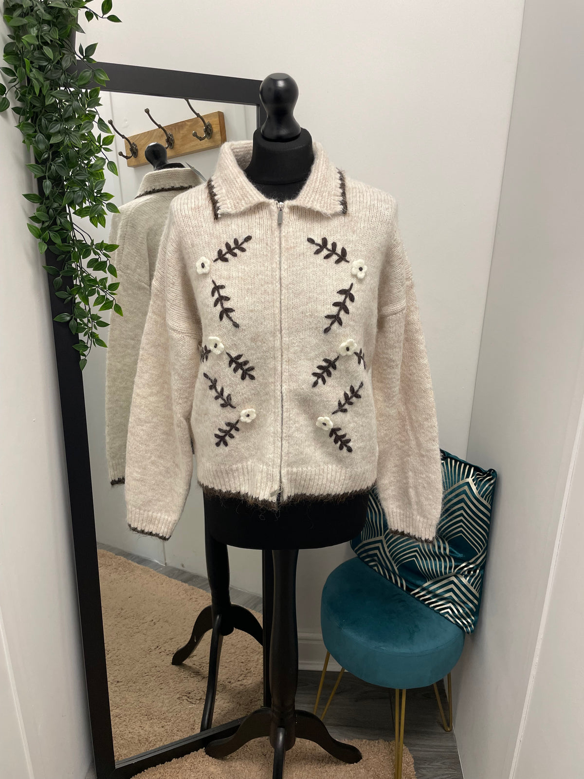 Floral Embroidered Zipped Cardigans