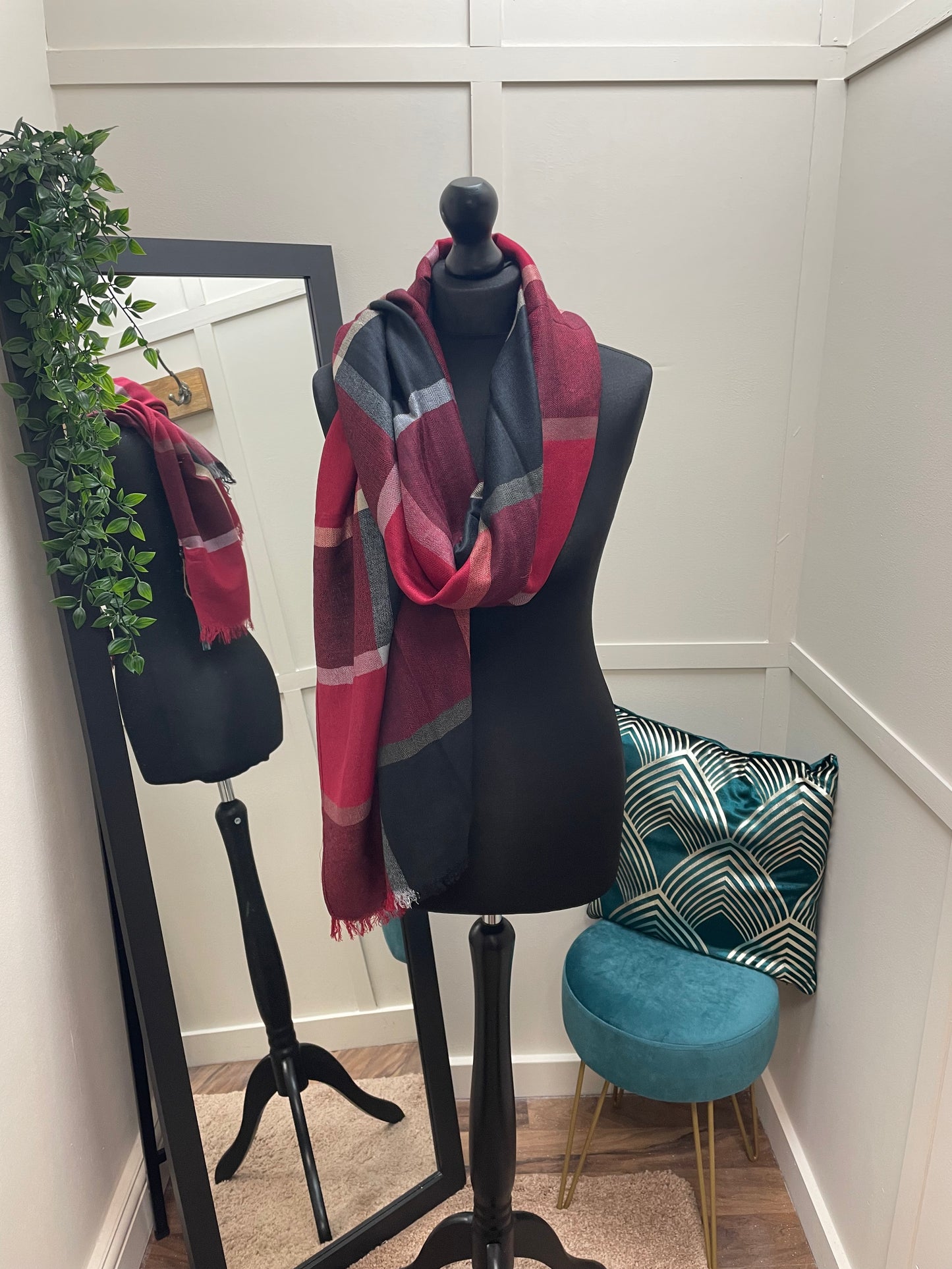 Check Blend Scarf