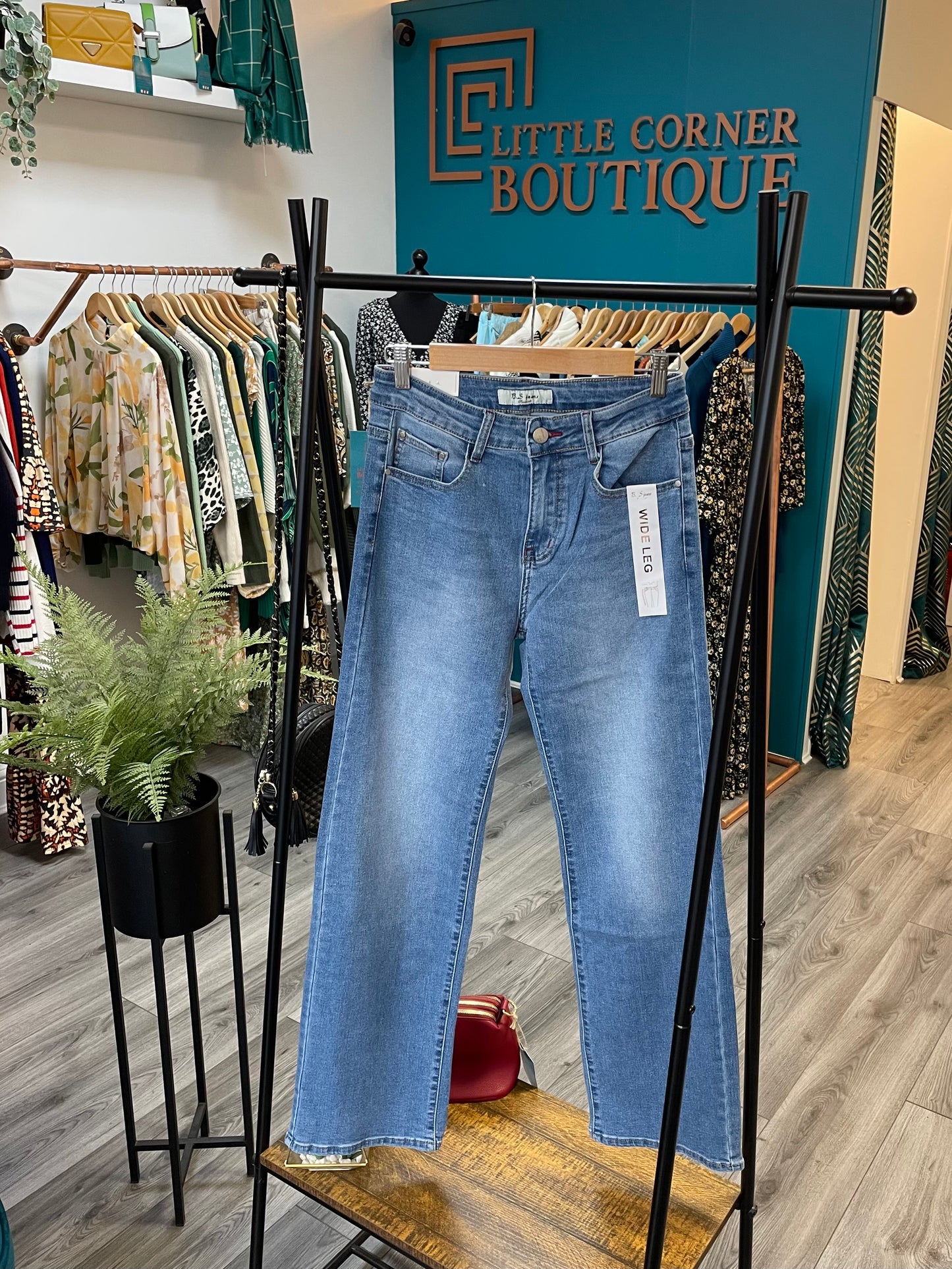 Wide Leg Denim Jeans