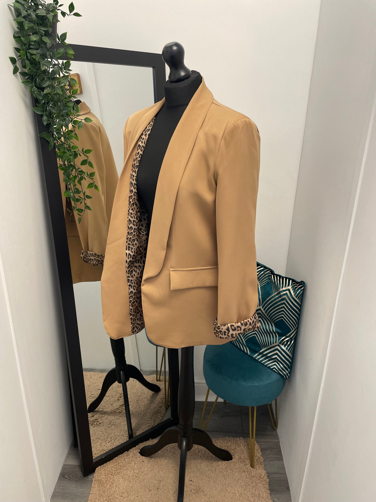 Contrast Leopard Print Blazers