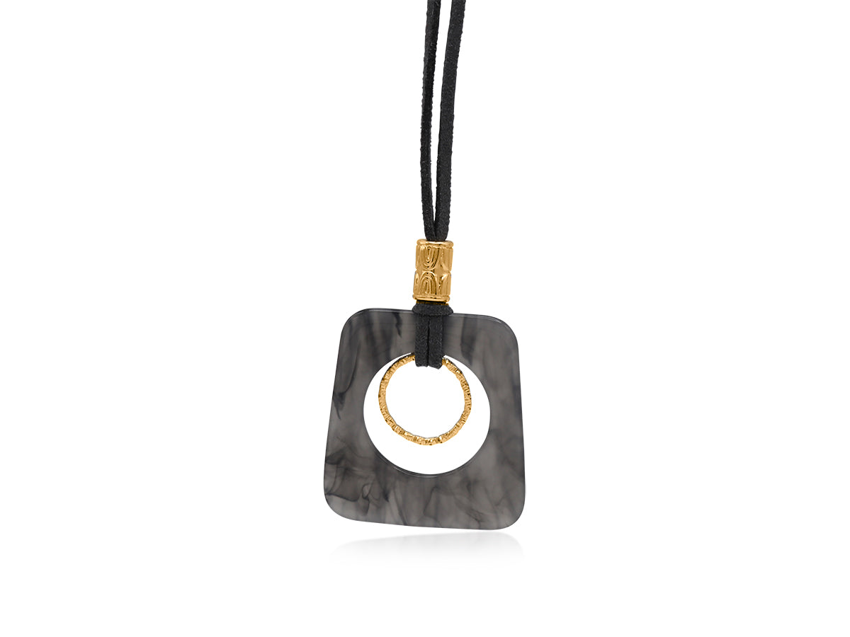 Big Metal London Pendant Necklace