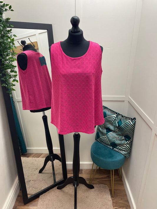 Sleeveless Anglaise Tops