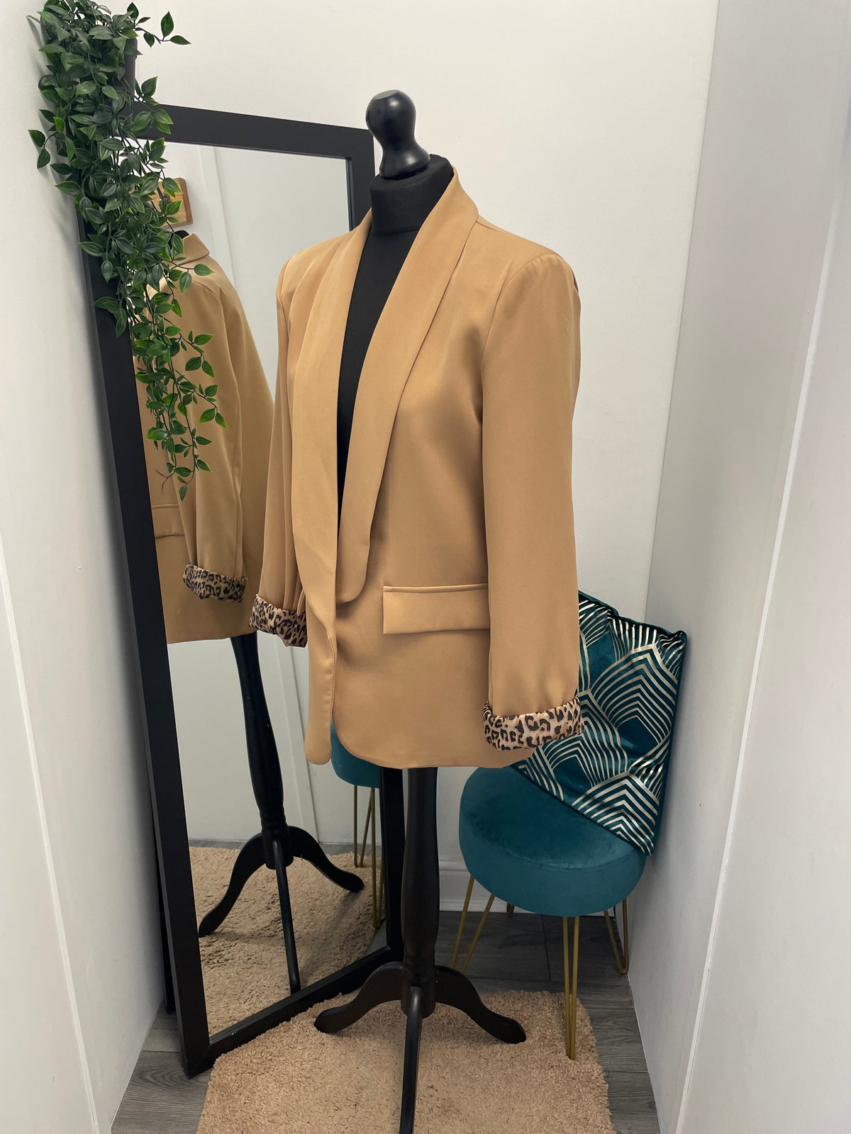 Contrast Leopard Print Blazers
