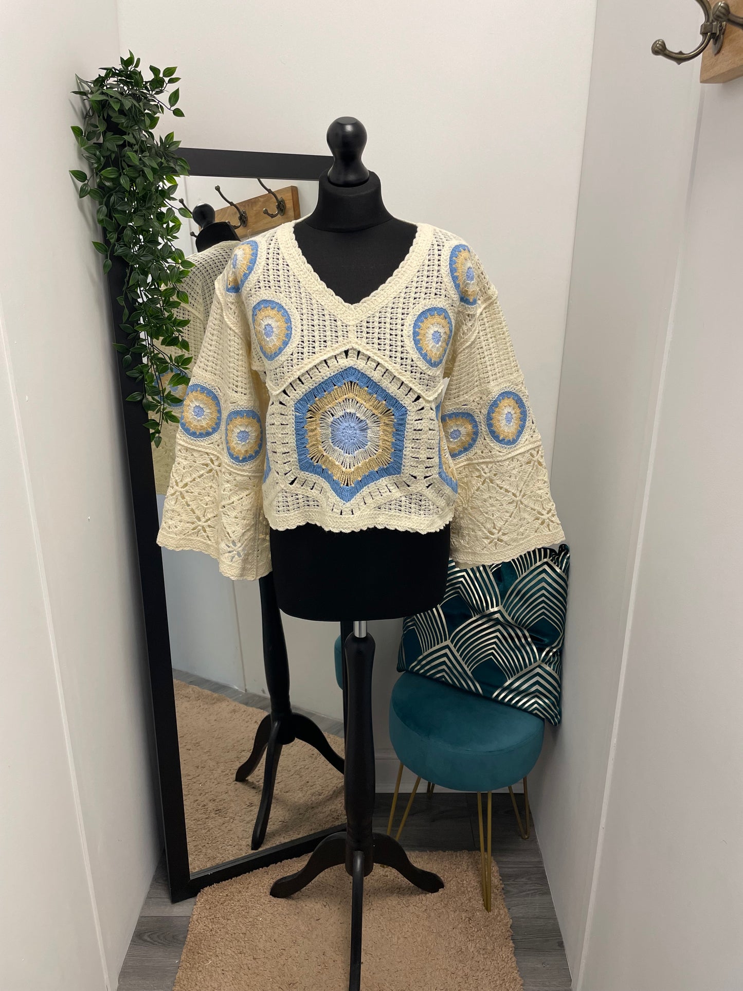Flare Sleeve Crochet Tops