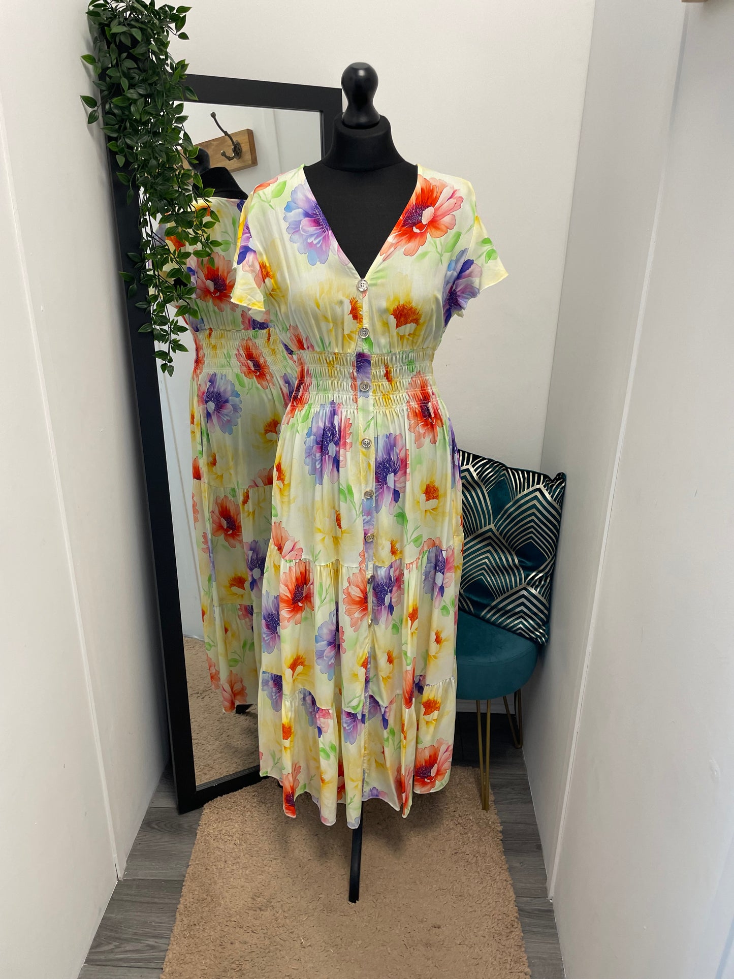 V-Neck Maxi Dresses