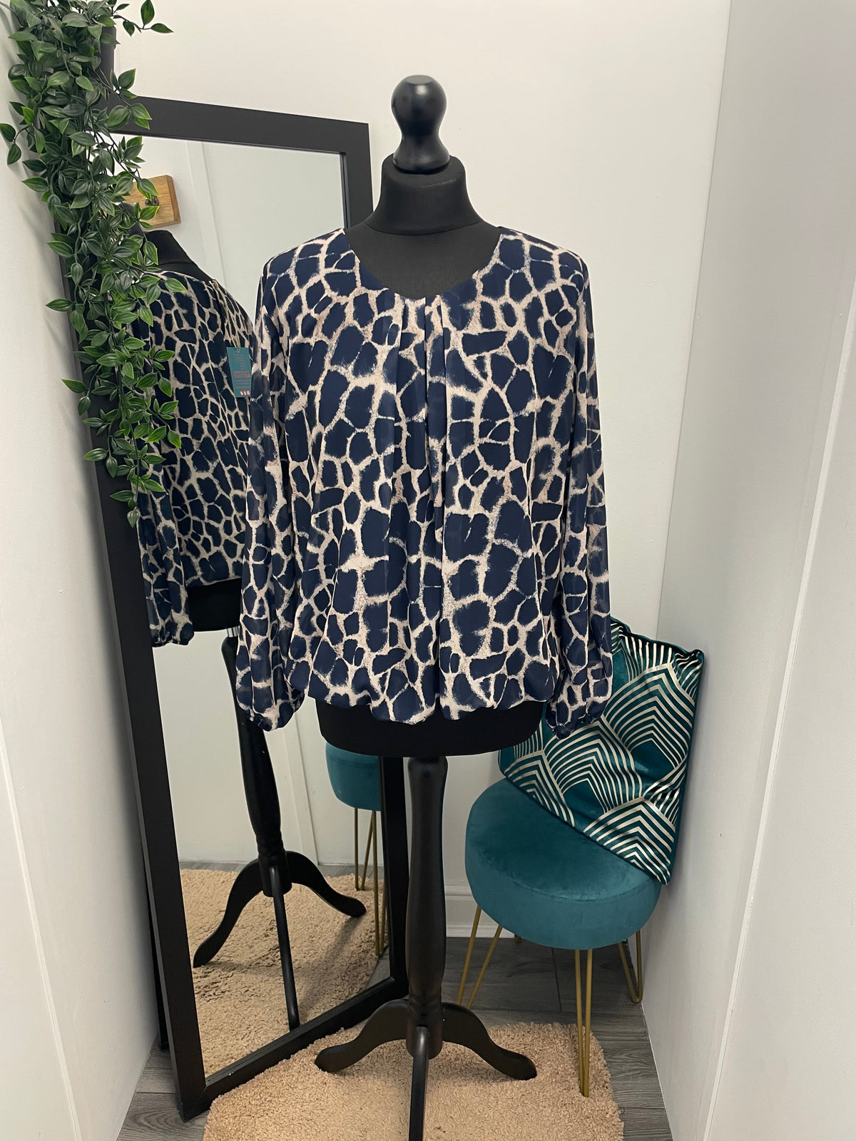 Printed Round Neck Bubble Hem Blouses