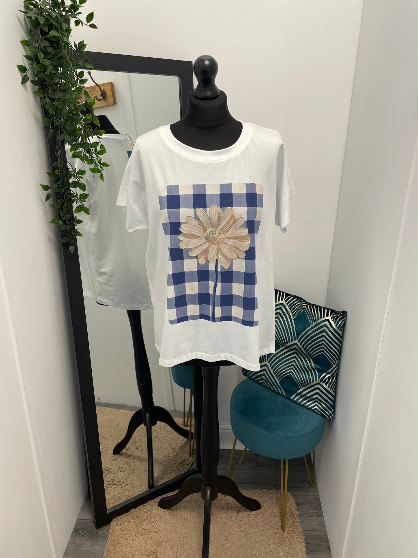 Checked Flower Print T-Shirts