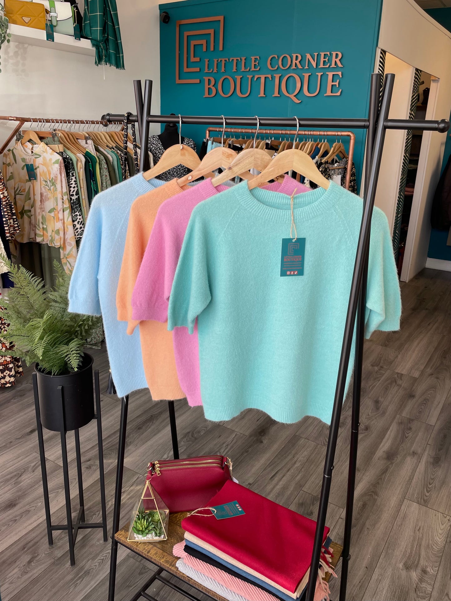 Spring Knit T-Shirts