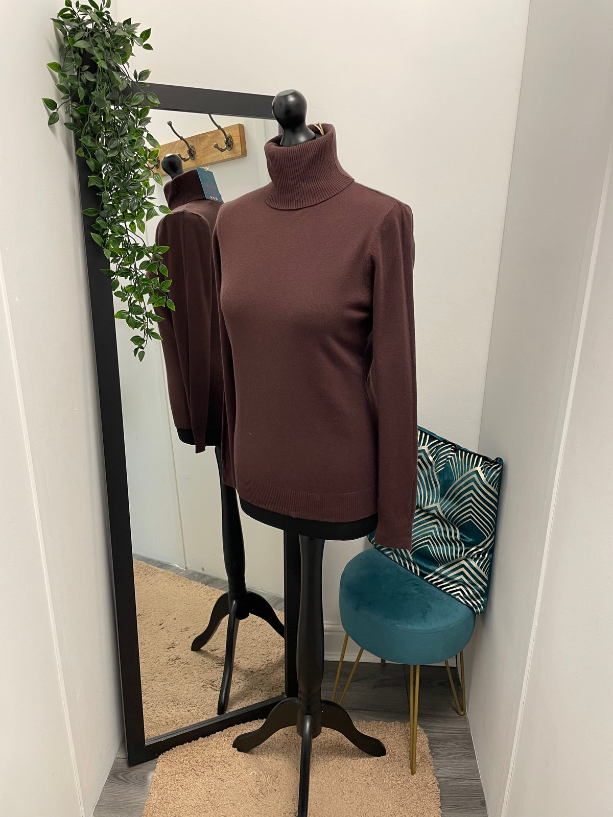 Roll Neck Knit Tops