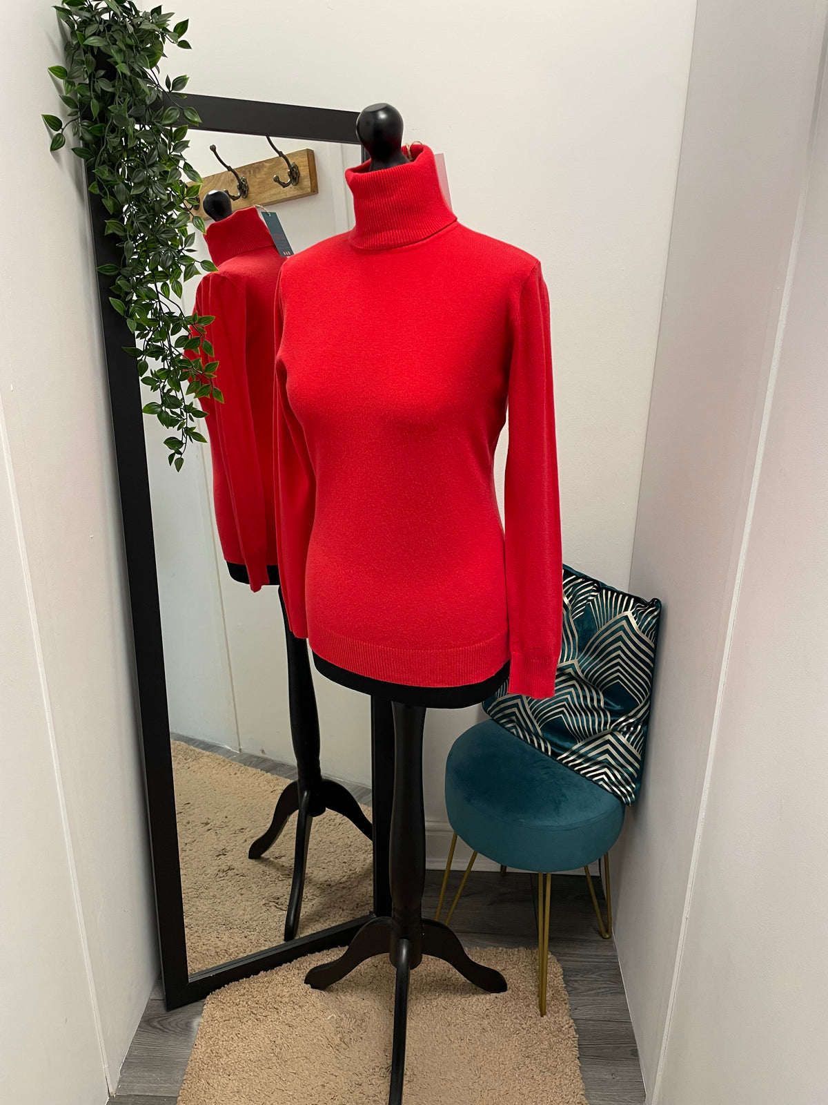 Roll Neck Knit Tops