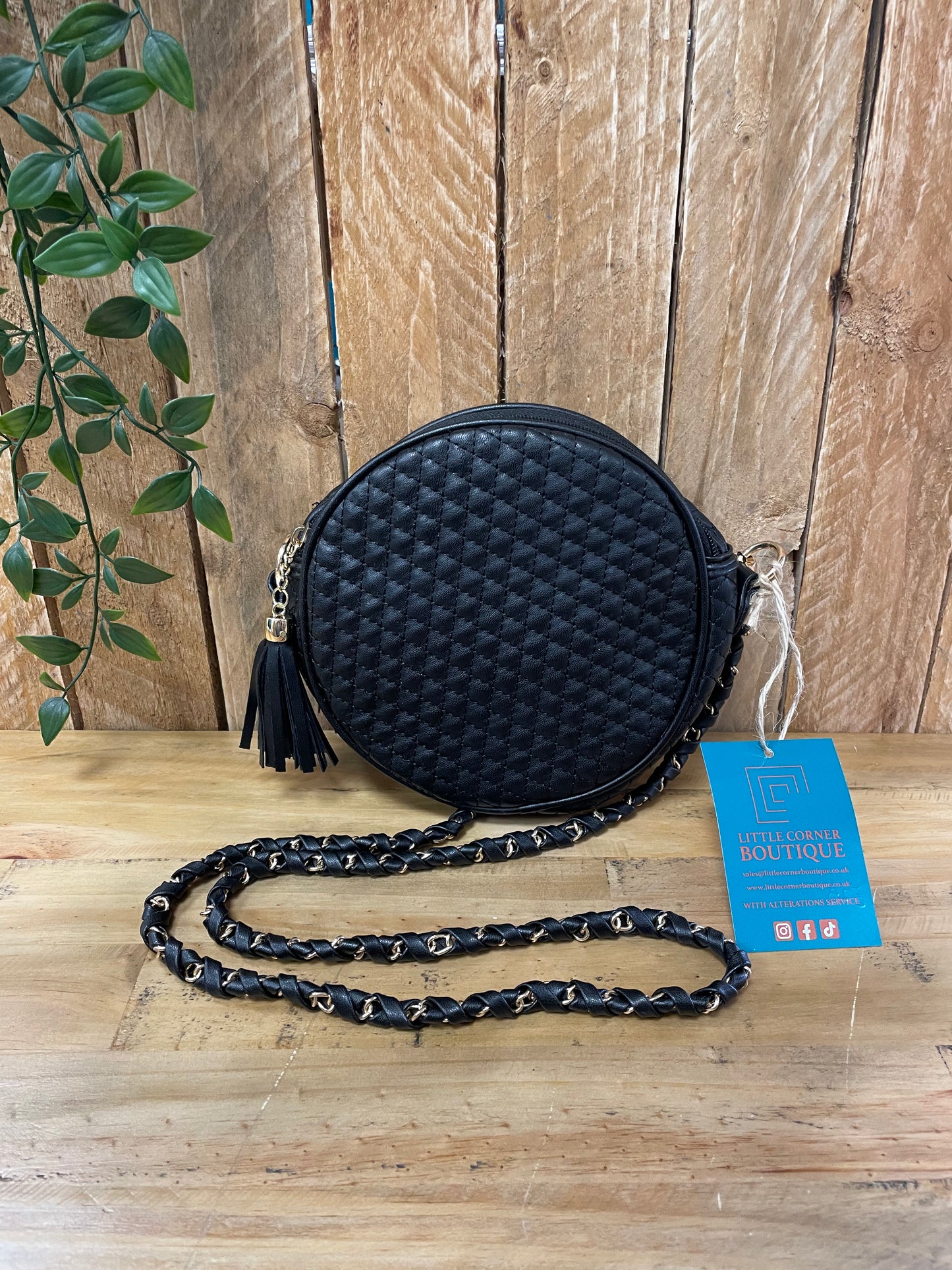 Round Crossbody Bags