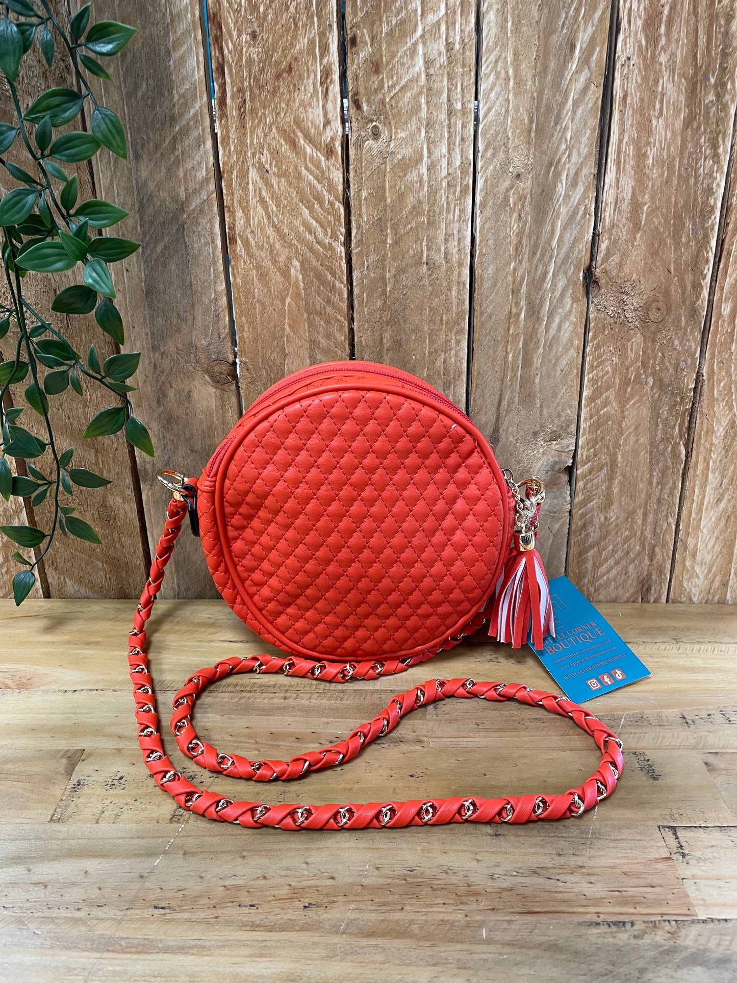 Round Crossbody Bags